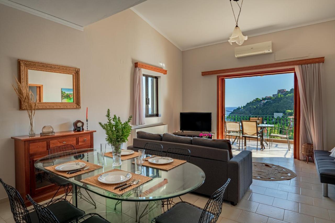 Golden Flower'S Apartment 포로스 외부 사진