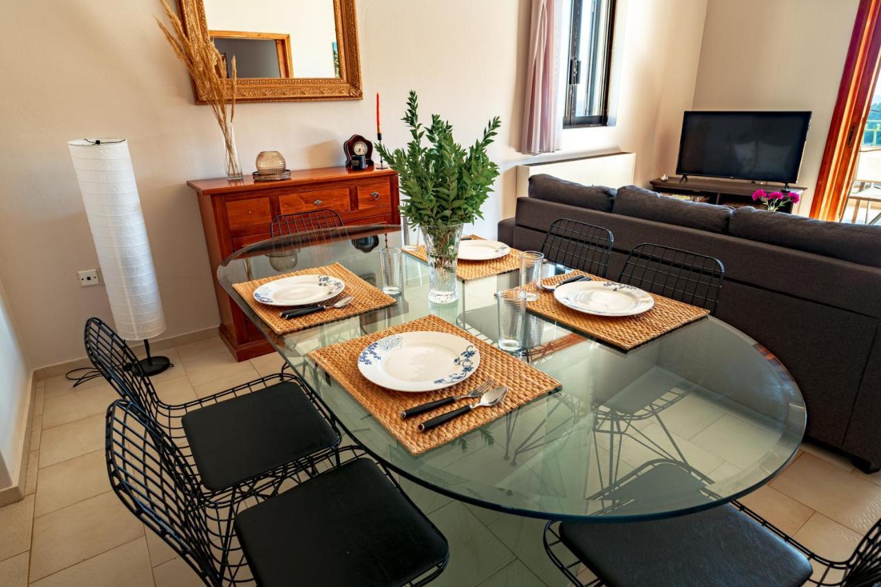 Golden Flower'S Apartment 포로스 외부 사진
