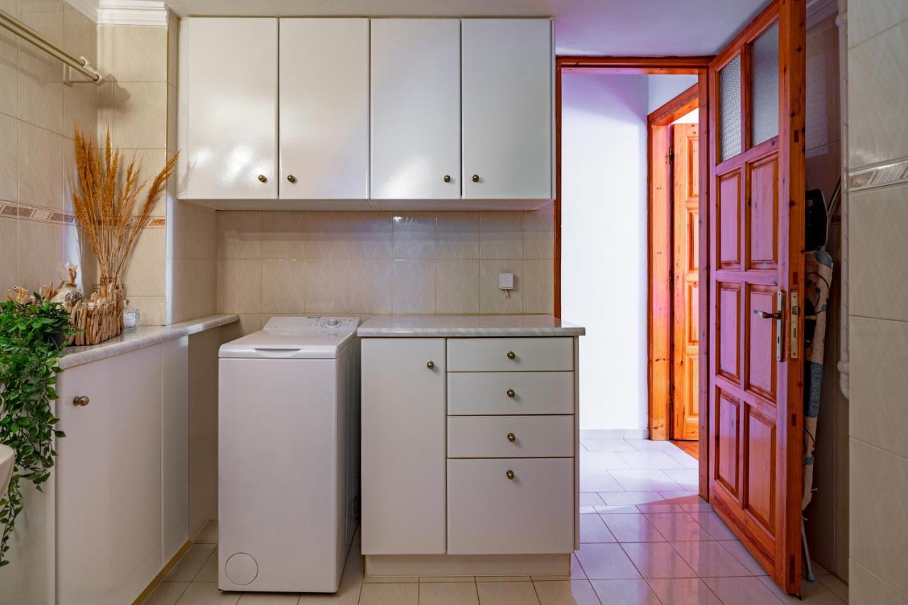 Golden Flower'S Apartment 포로스 외부 사진